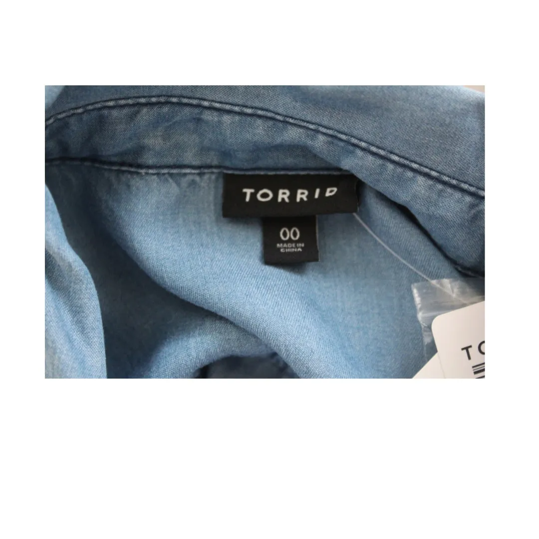 Torrid Chambray Top Blue Button Shirt 00 (10-12) - Image 3