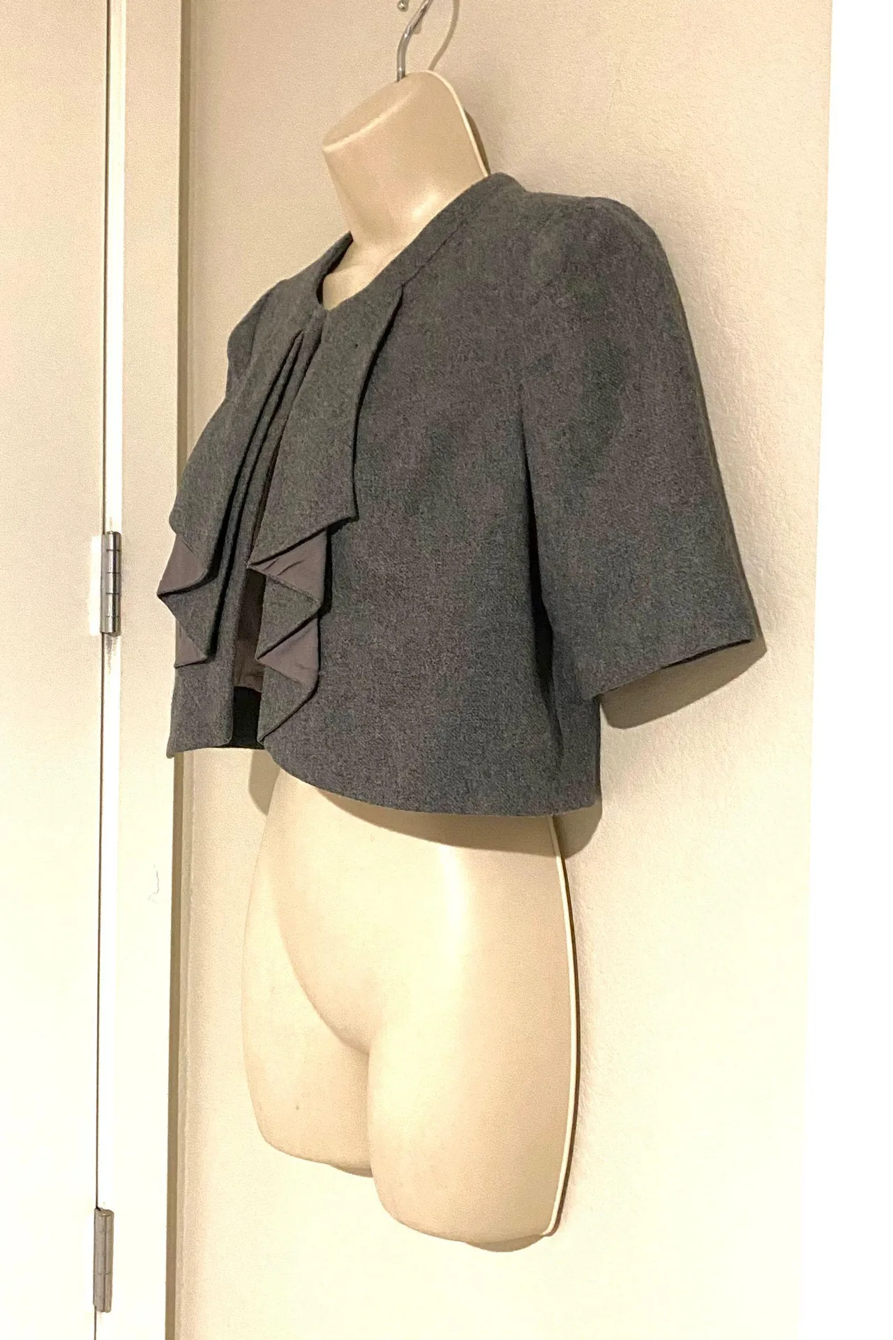 NWOT  Elevenses cropped wool blend  bolero jacket. Sz 4 - Image 2