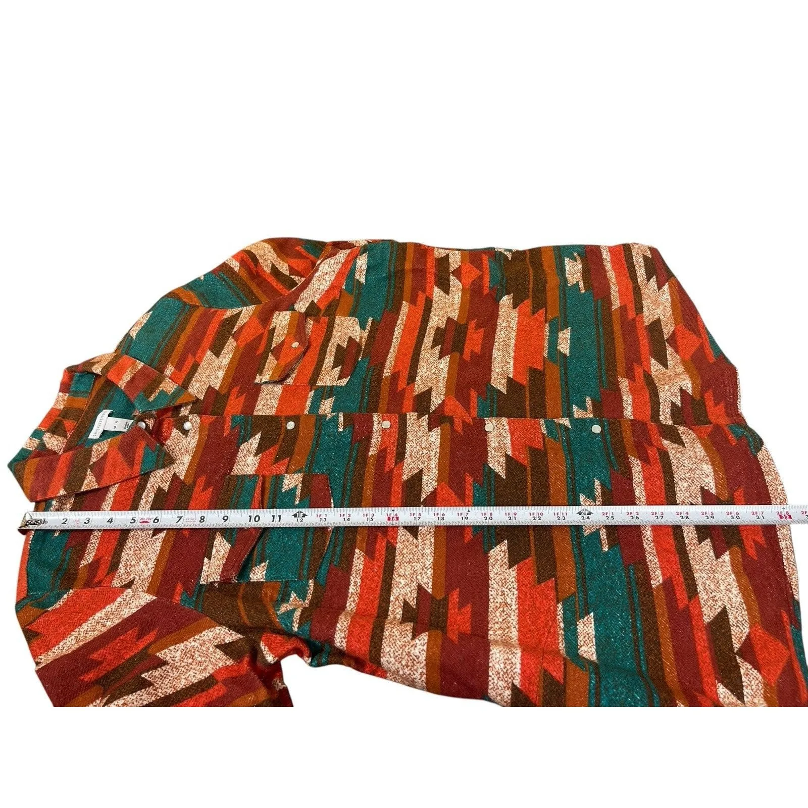 Canyon Retreat Women’s XL Southwestern Aztec Print Shirt 100% Cotton Pearl Snap - Image 9