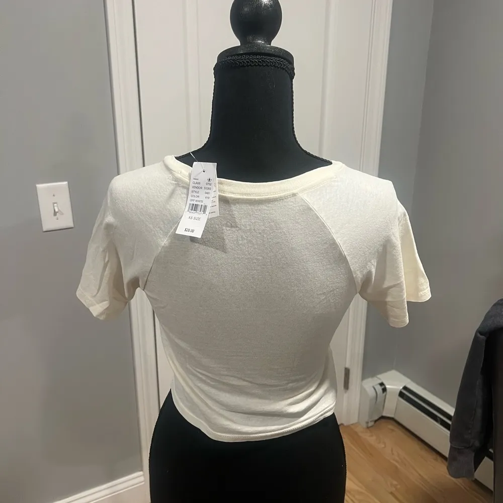 Florence Cropped Tee - Image 4