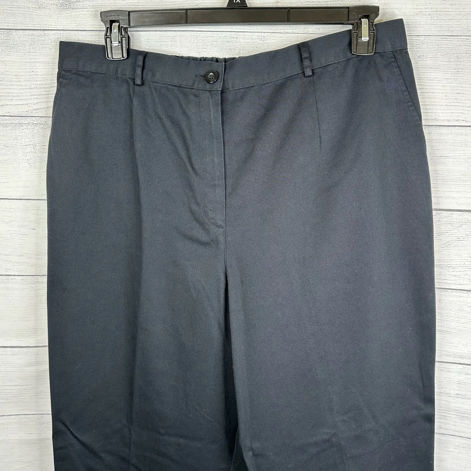 LL Bean Womens 20 Wrinkle - Image 3