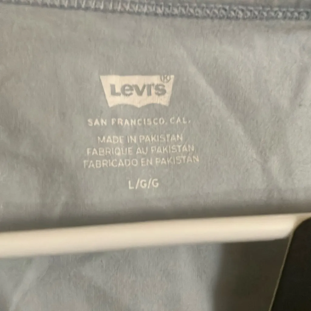 Levi's Sky Blue Floral crop- Tank Top (Brand New) - Image 4