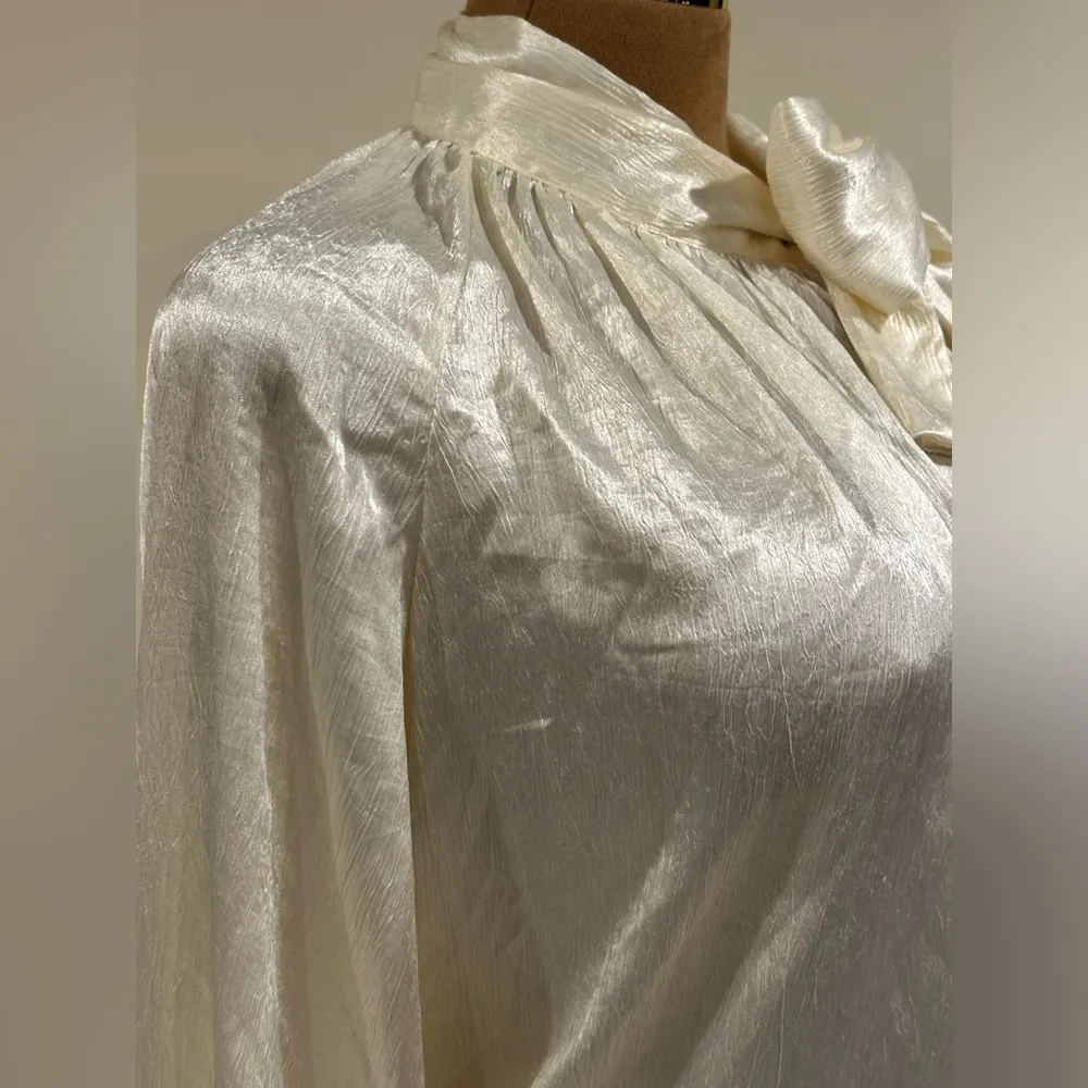 Pat Spratt Cream Satin Vintage High Neck Buttons Tie In Front.Wide Sleeves Sz 16 - Image 4