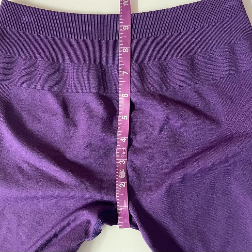 Aurola Intensify Seamless Purple Leggings Size XS EUC - Image 6