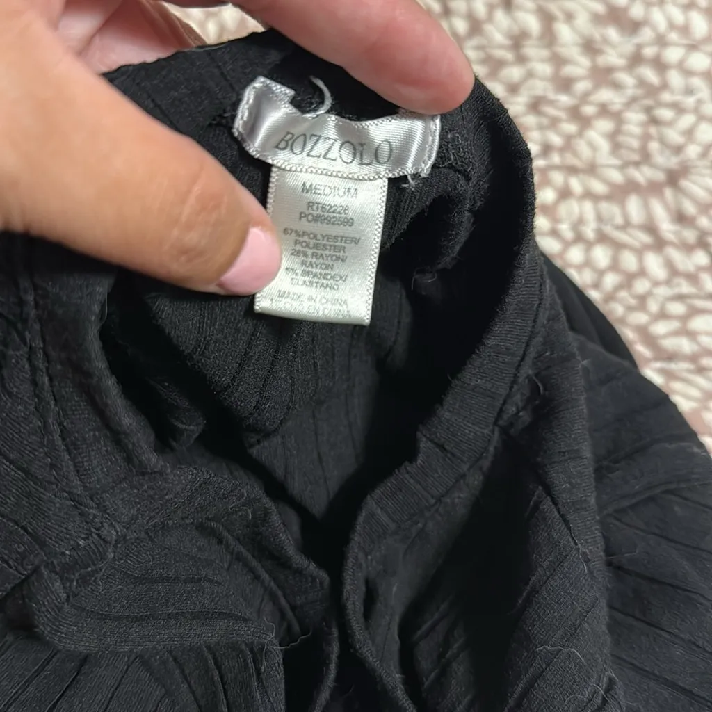 Bozzolo Black Ribbed top size medium - Image 3