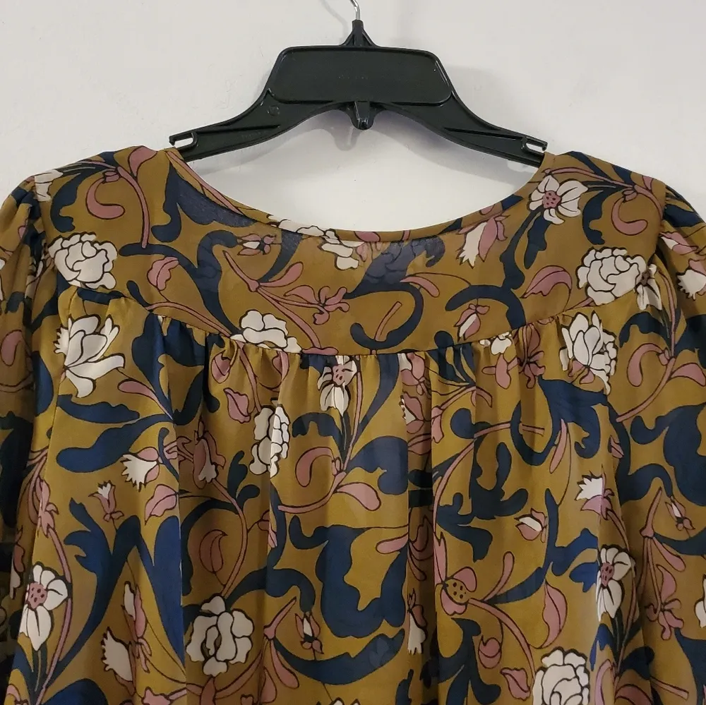 🔥SALE🔥LOFT Olive Green Floral Peasant Style Blouse S - Image 6