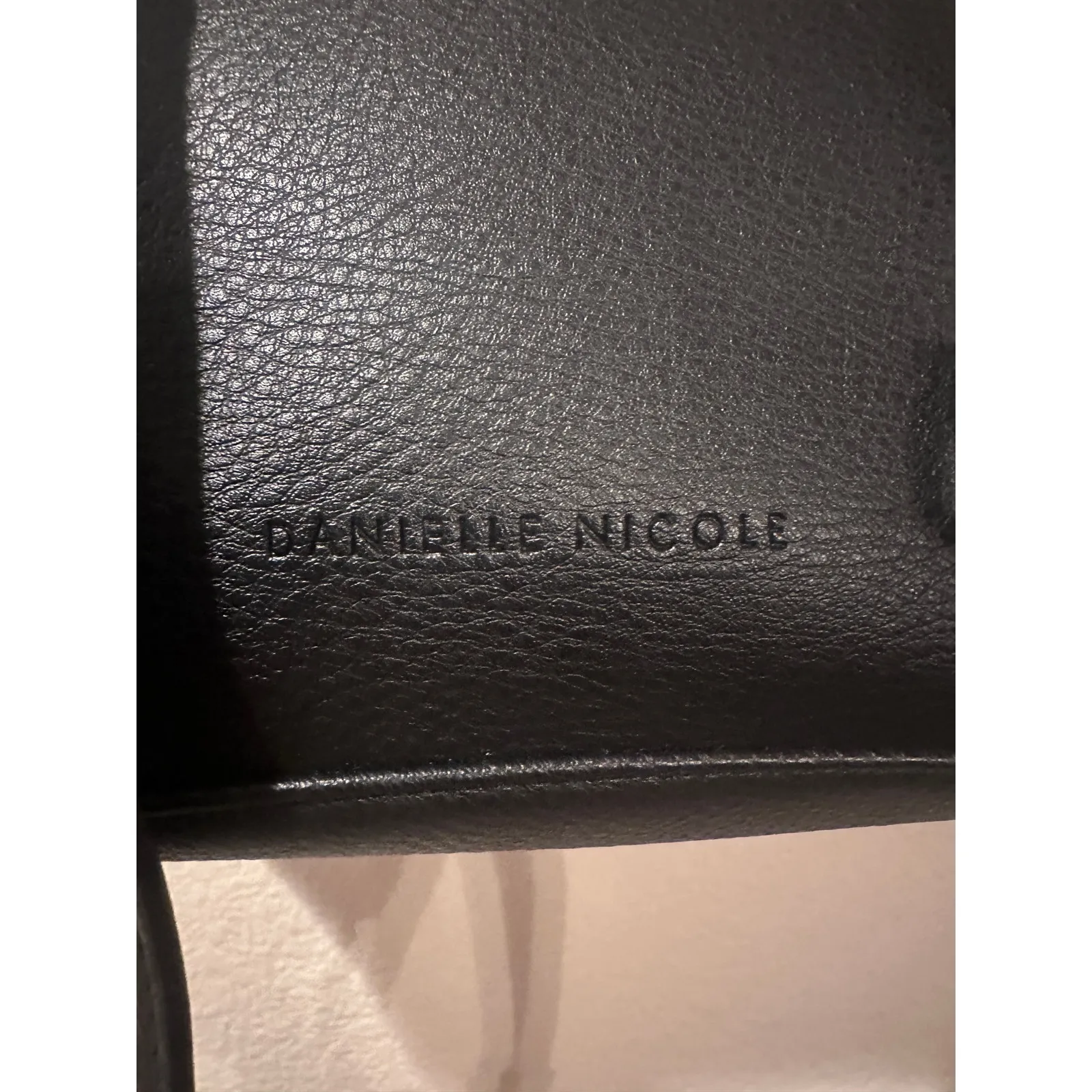 NWOT Universal Danielle Nicole Harry Potter Gryffindor Uniform Backpack Red Robe Black - Image 4