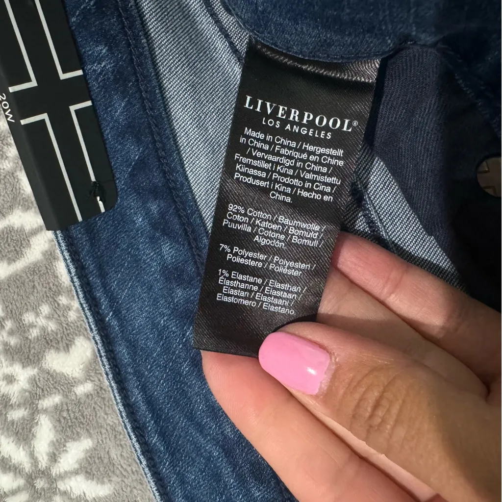 NWT Stitch Fix LIVERPOOL Charlie Crop with Wide Cuff in Berkeley Size 20W - Image 7