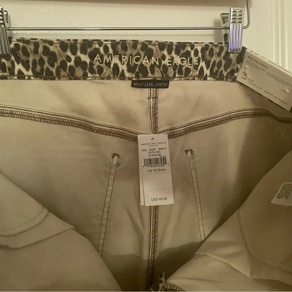 American Eagle Outfiters - Image 7