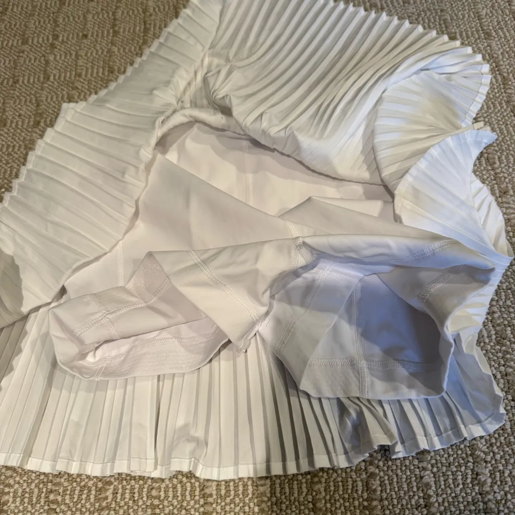 Lululemon Varsity High-Rise White Pleated Tennis Skirt | Size 8 - Image 7