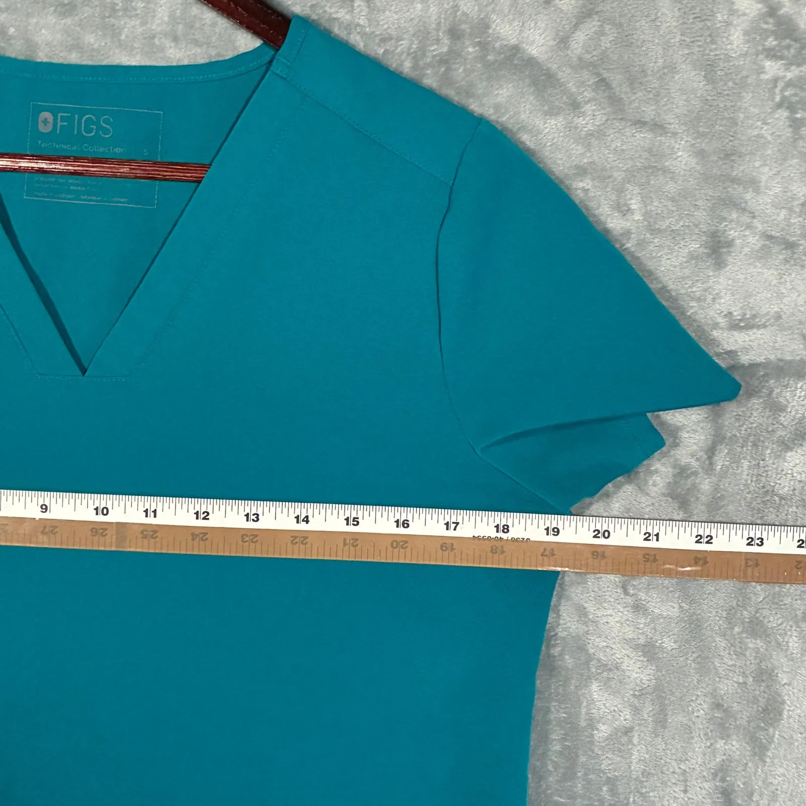 FIGS Casma Technical Teal V Neck Scrub Top Short Sleeve Workwear Womens  S - Image 6