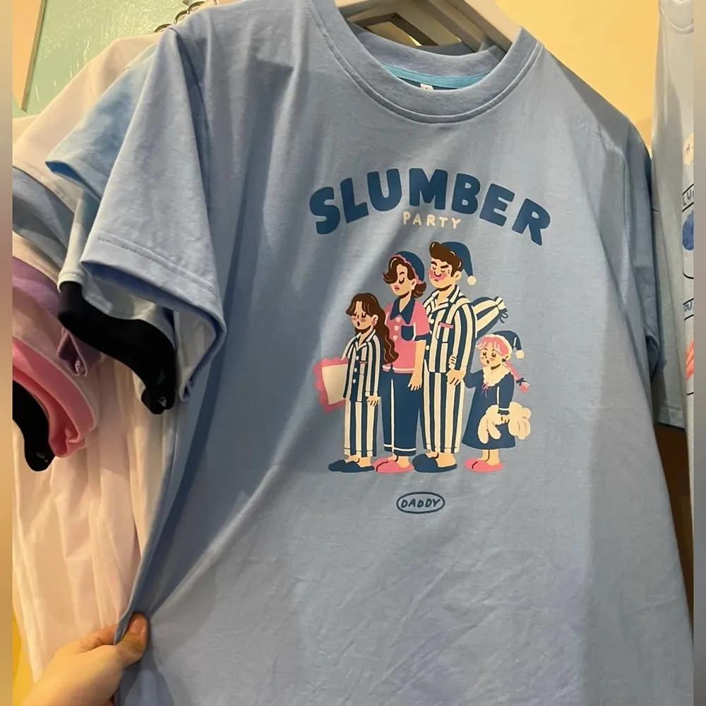 Super cute blue tee size fits S - Image 3