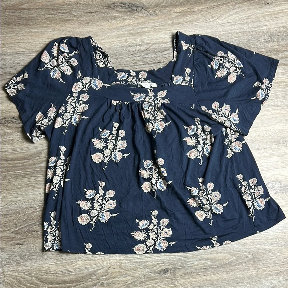 🌿 Lucky Brand Navy Floral Top – Size XXL - Image 4
