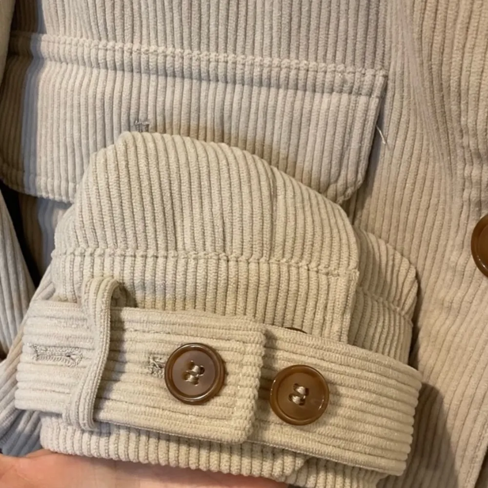 NEW AVEC LES FILLES CORDUROY CREAMY BEIGE OVERSIZED CROPPED JACKET M - Image 5
