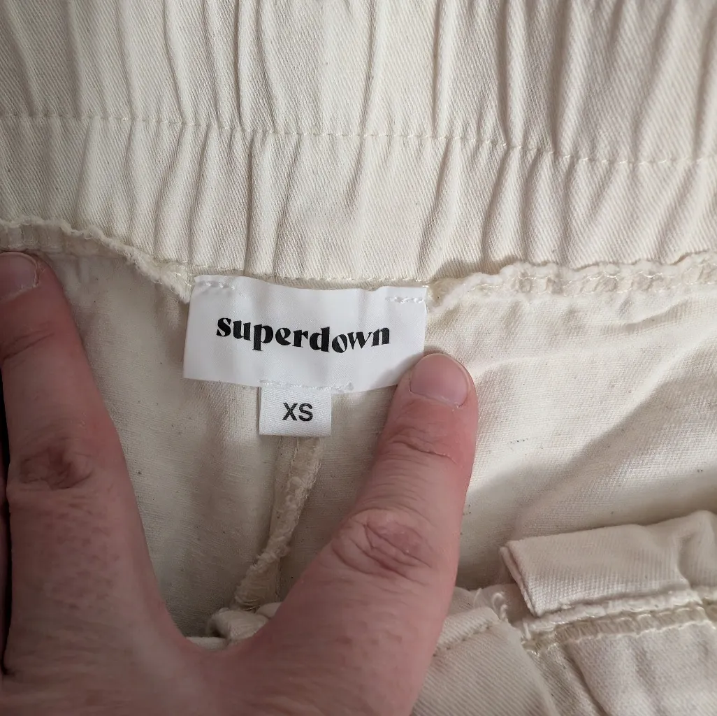 NWOTS Superdown Sasha Cargo Pants Linen XSmall White - Image 3