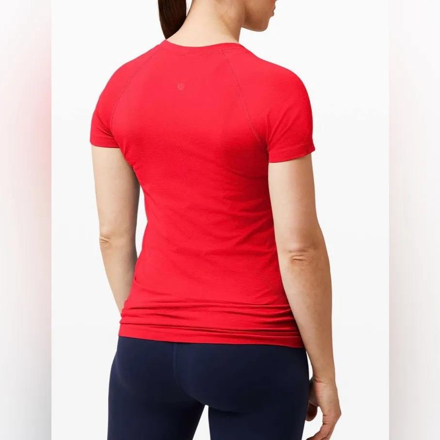 Lululemon NWT Swiftly Tech Short Sleeve 2.0 Red Hip Length Size 14 - Image 2