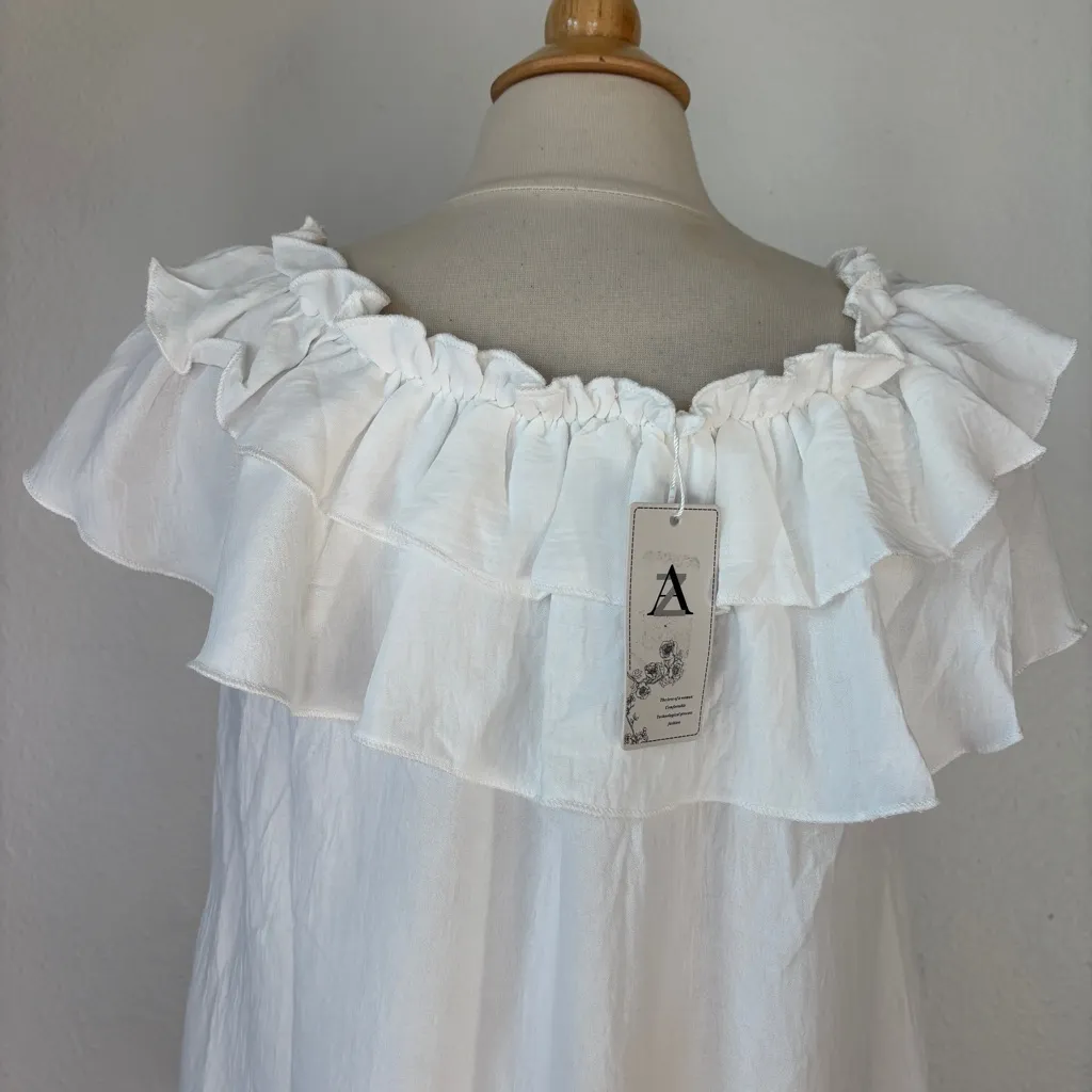 Solid White Ruffle Off The Shoulder Top Size M - Image 5