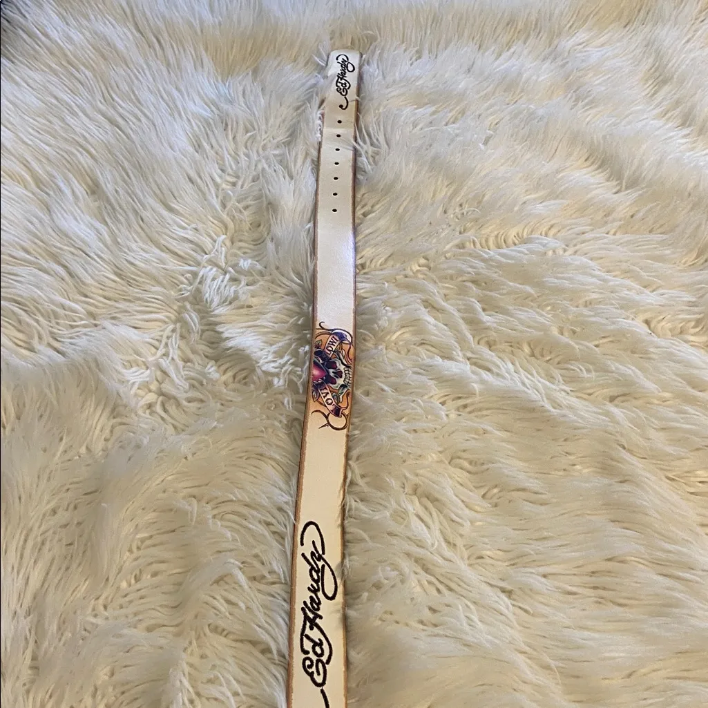 Ed Hardy White Leather Belt with Tattoo Design brand new size L - Image 10