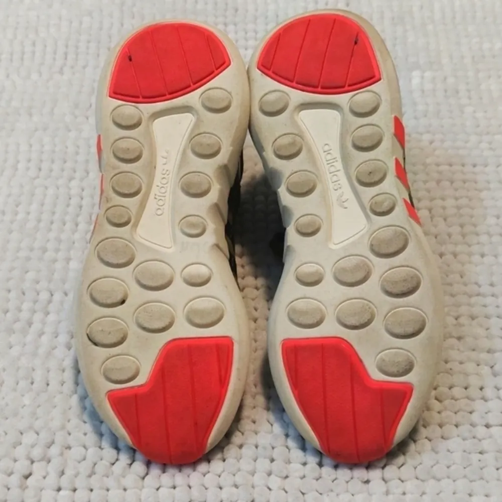 Adidas Women's Shoes Size 5 Ultra Boost Olive/Army Green EUC #CL-63 - Image 5