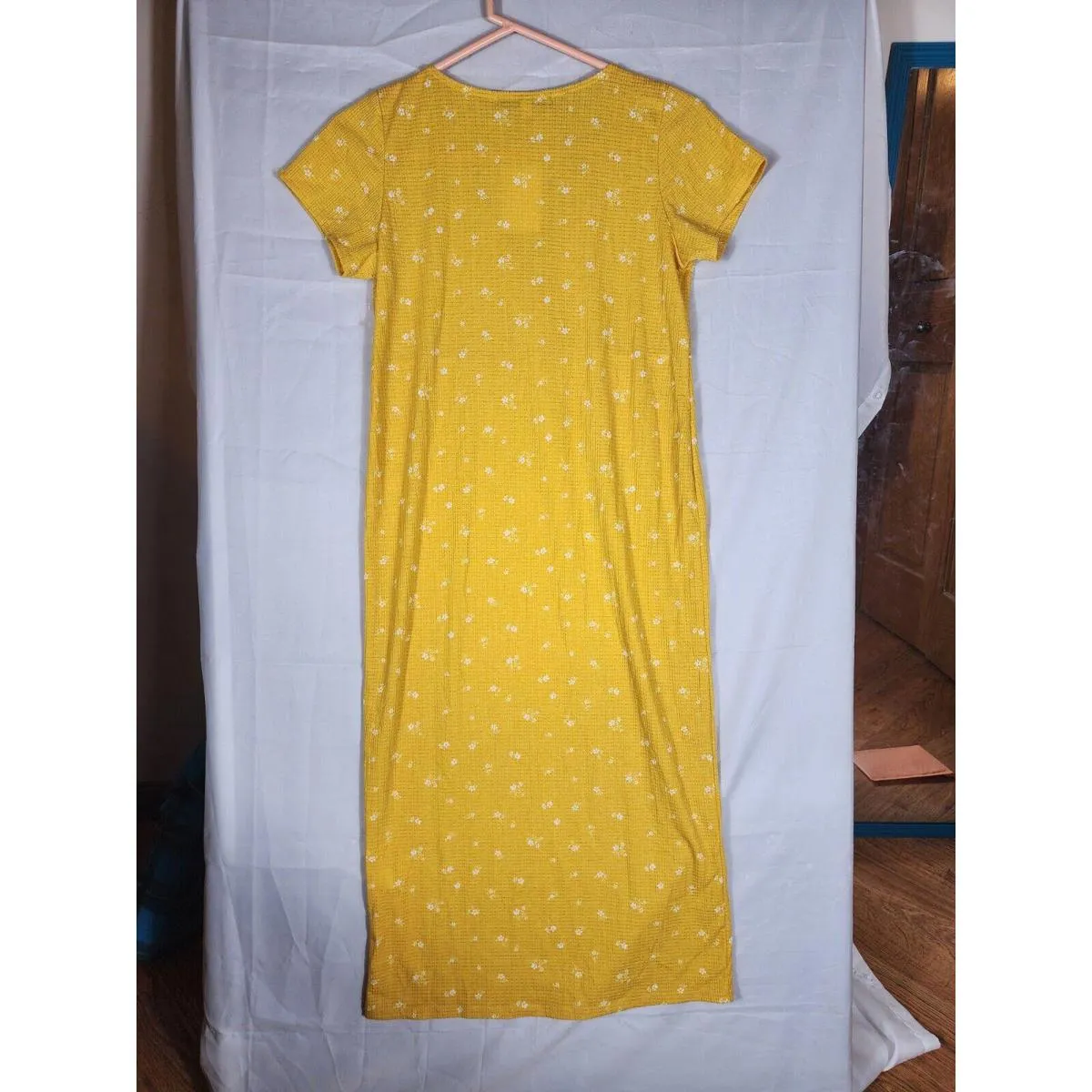 Velvet Torch Bright Yellow Flower V-Neck Maxi Dress Size Large Boho Summer - Image 2