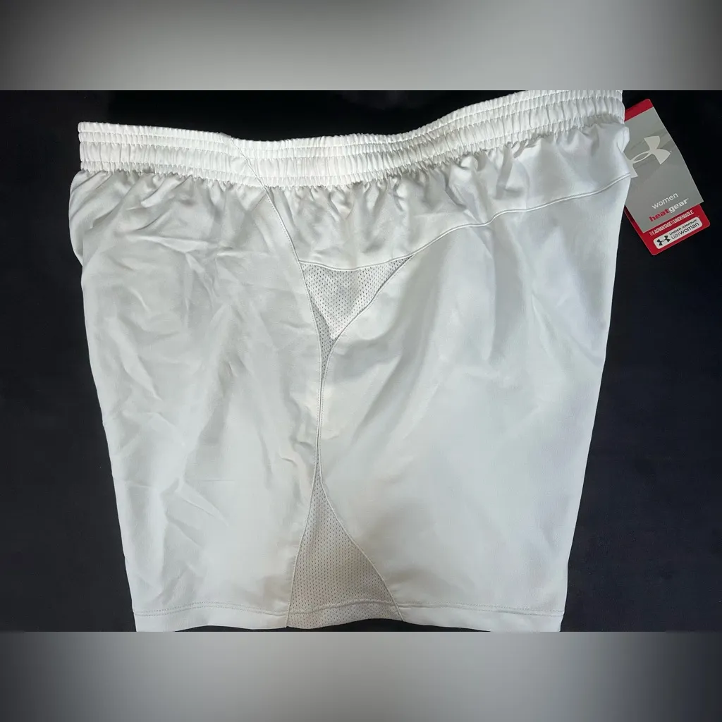 🔥UNDER ARMOUR WOMEN'S ACTIVE RUNNING SHORTS STYLE #1004649-115 LARGE $39.99 - Image 6