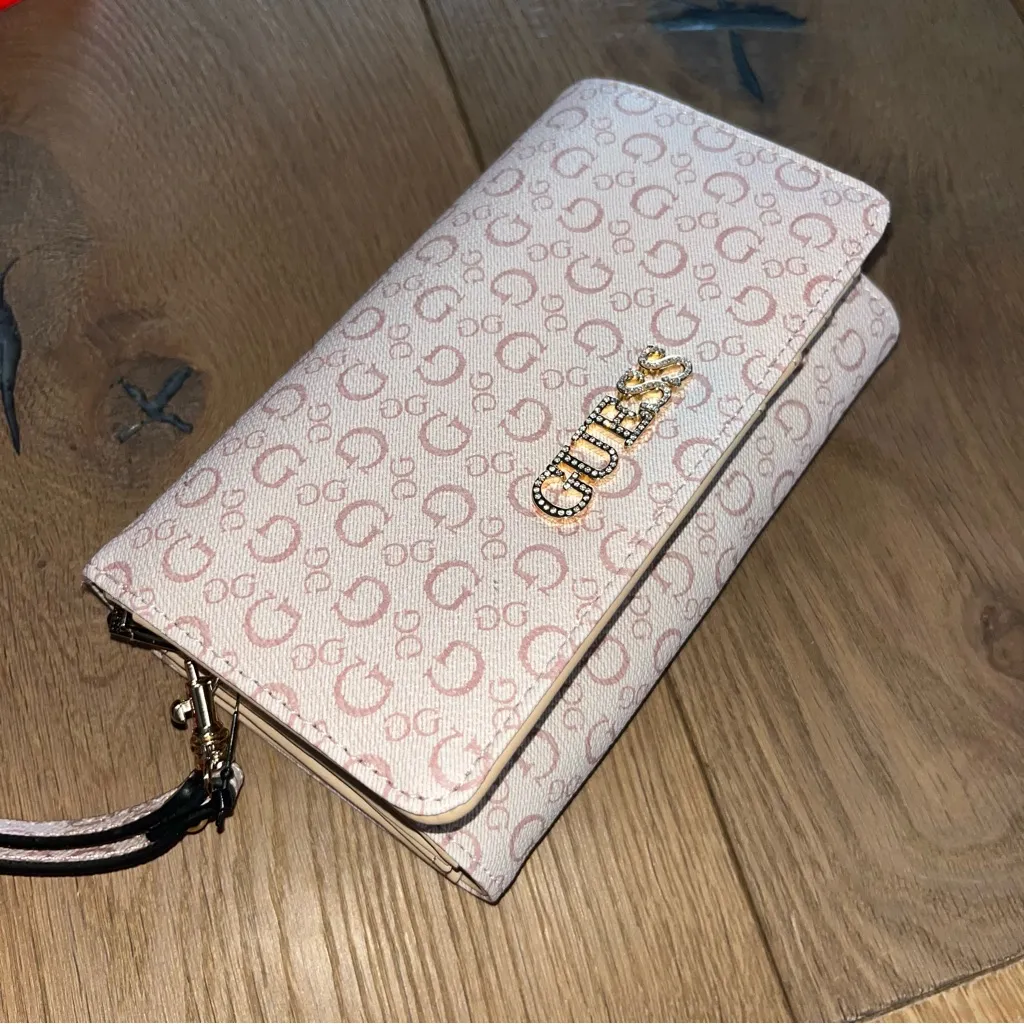 Guess NEW GIFT SET Dusty Rose wristlet Wallet Set - Image 5