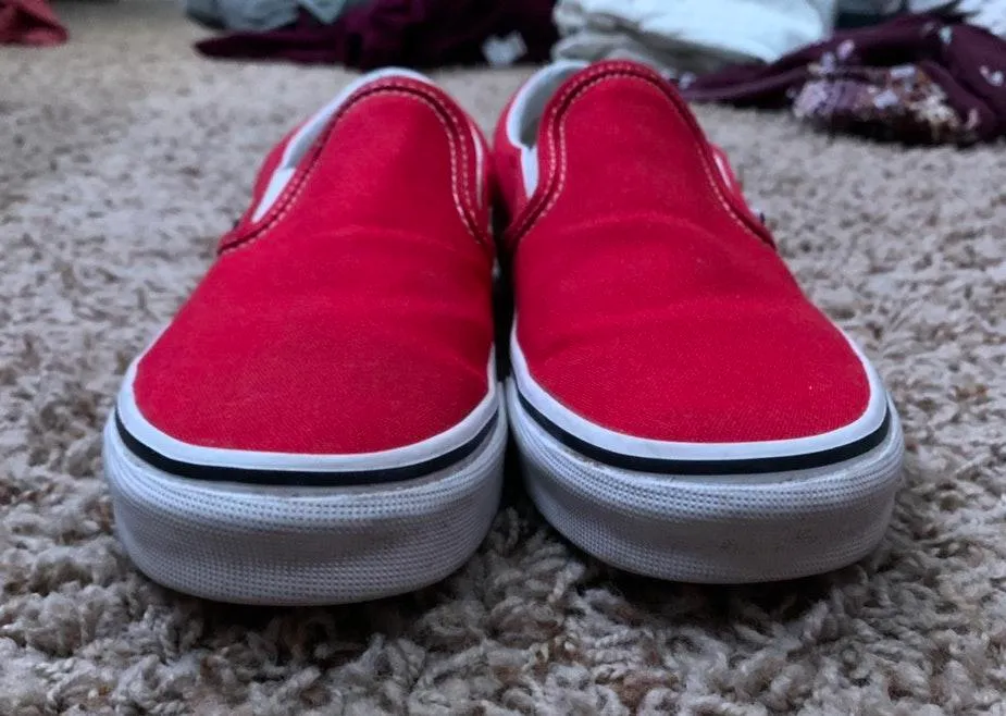 Vans Slip Ons - Image 4