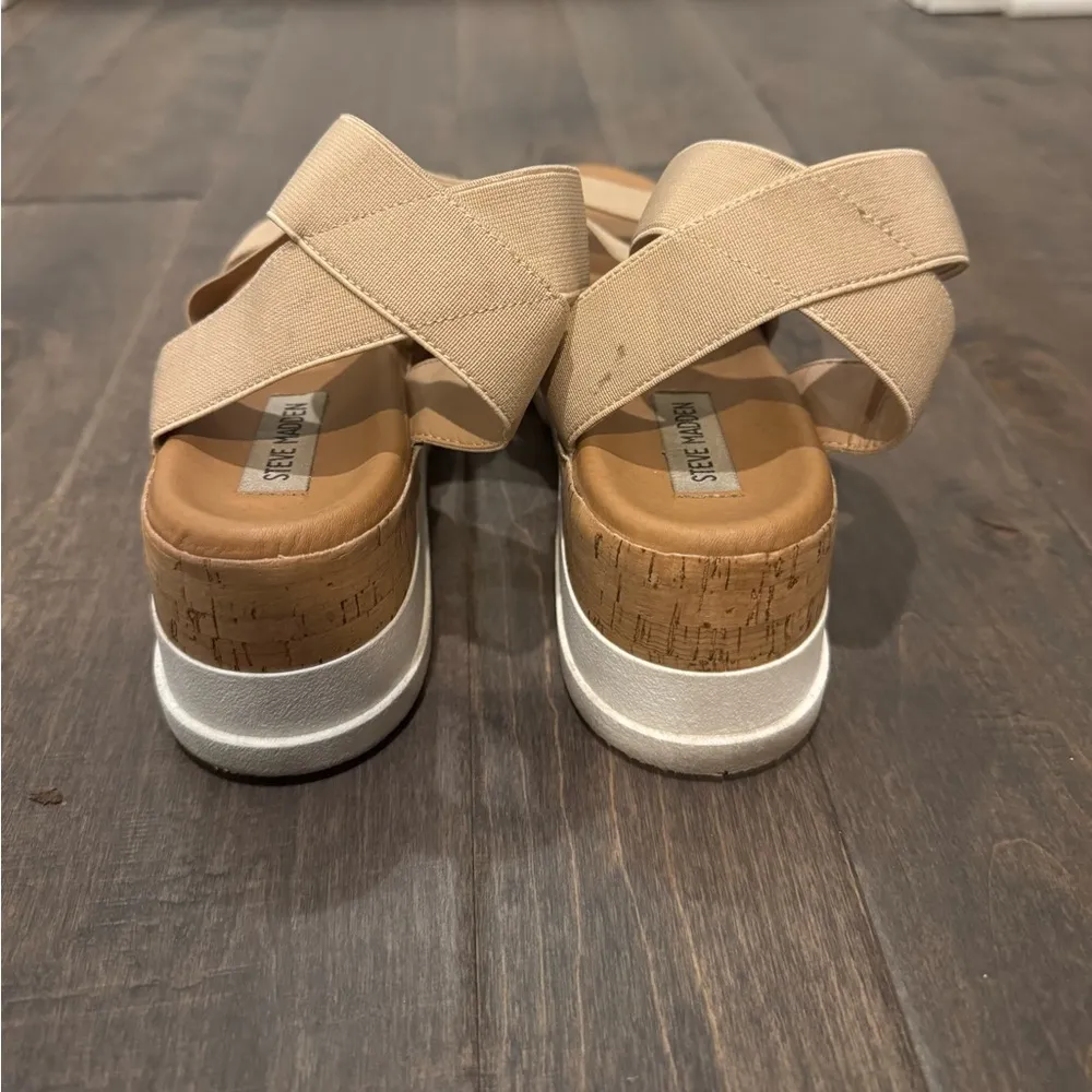 Steve Madden Beige Platform Sandals Cork Wedge Slingback Size 9 - Image 4