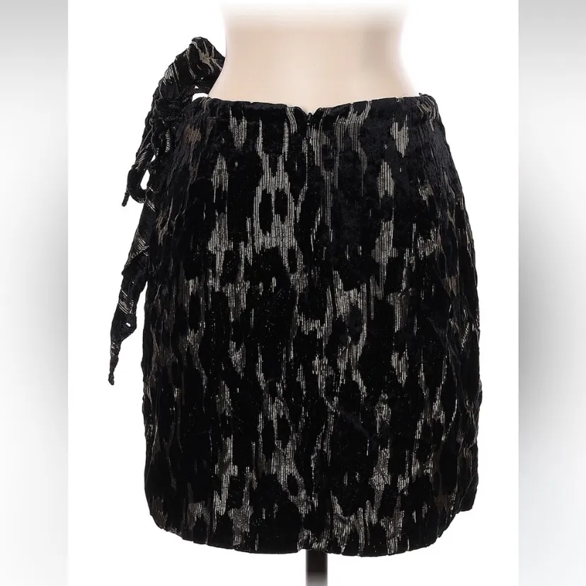 Bardot X Revolve Ariella Mini Skirt in Lurex Leo XS - Image 11