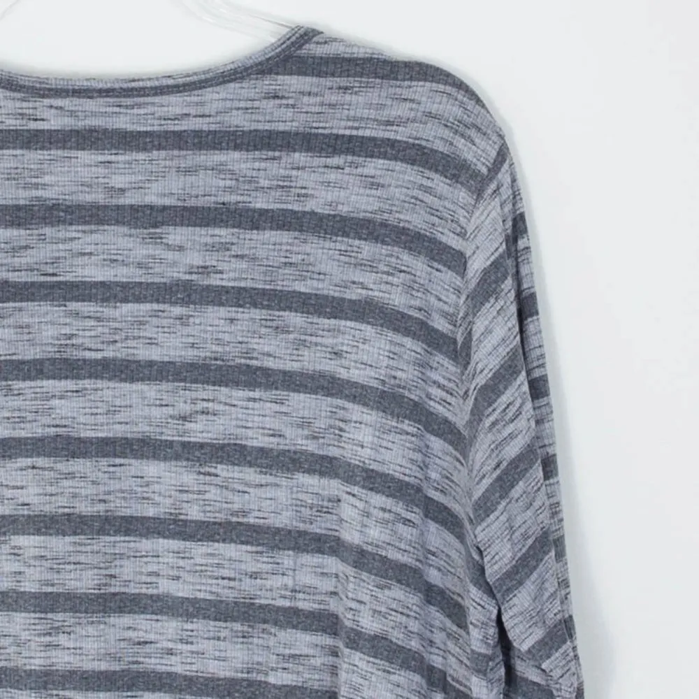 Avenue Gray Striped 3/4 Sleeve Pullover Top Womens Size 18/20‎ - Image 7