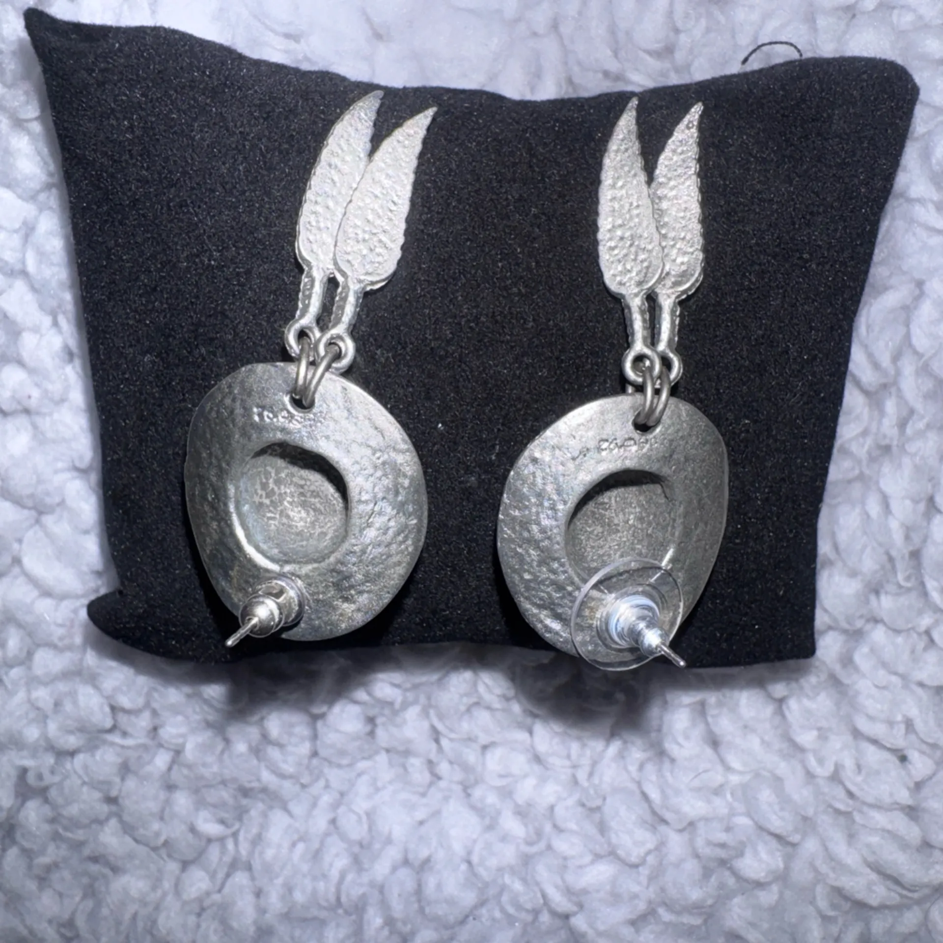 Cowboy Hat and Feather Dangle Earrings Silver - Image 3