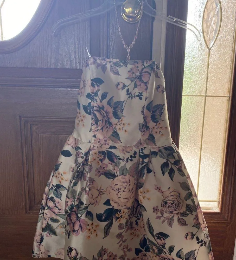 ⭐️Floral Formal Dress!⭐️ Size 00 - Image 2