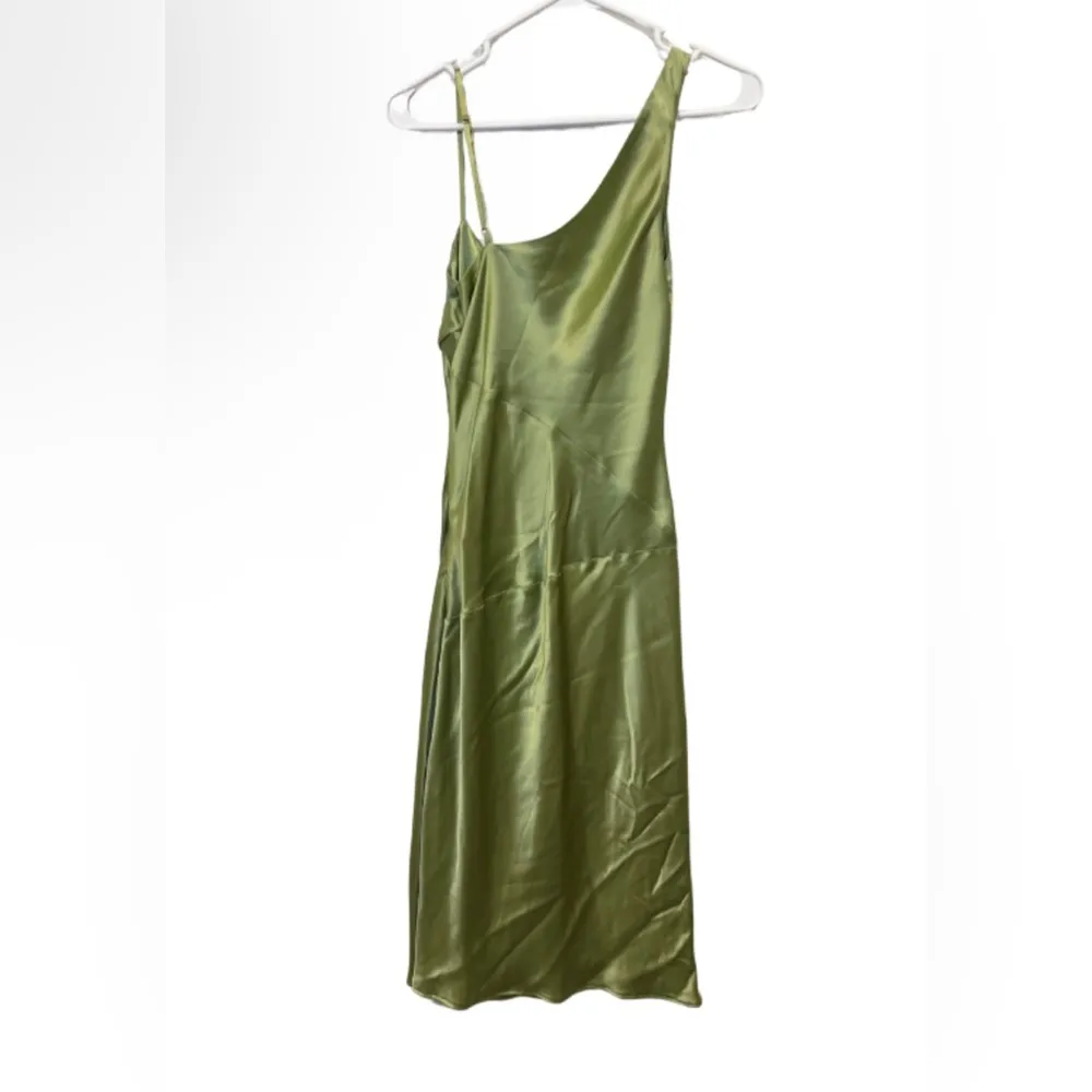 Nicholas Duna Gown/formal maxi dress lime green special occasion dress Size 2 - Image 5