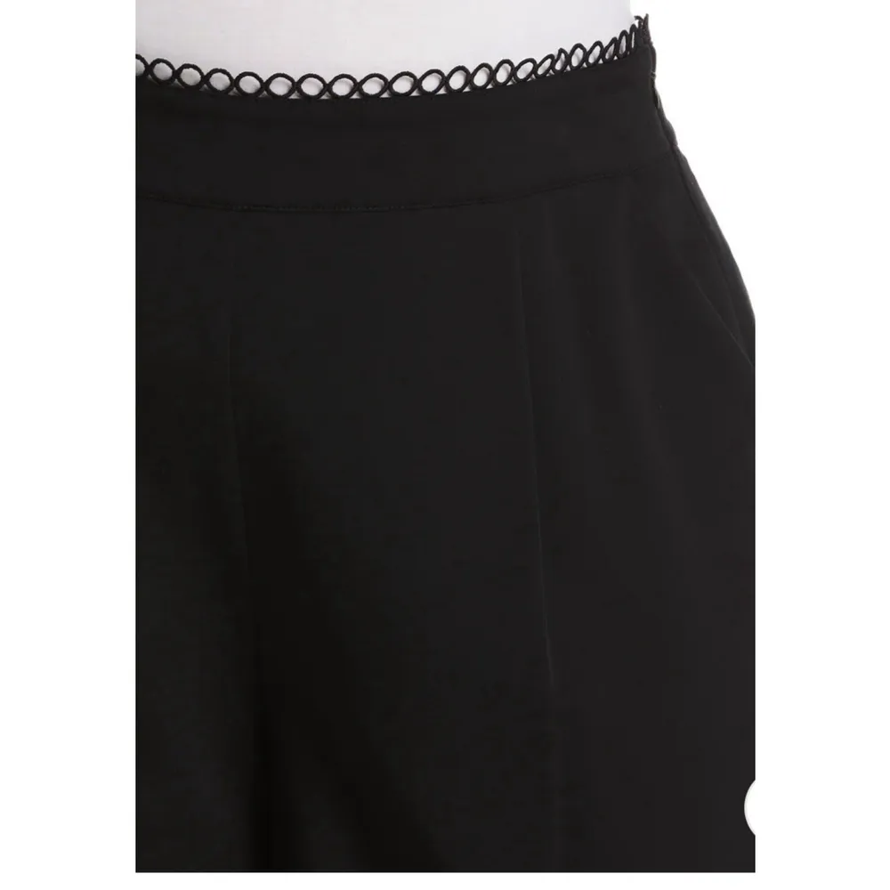 Rafaella PLUS SIZE CLASSIC FIT SHORT WITH LOOP TRIM NWT - Image 4