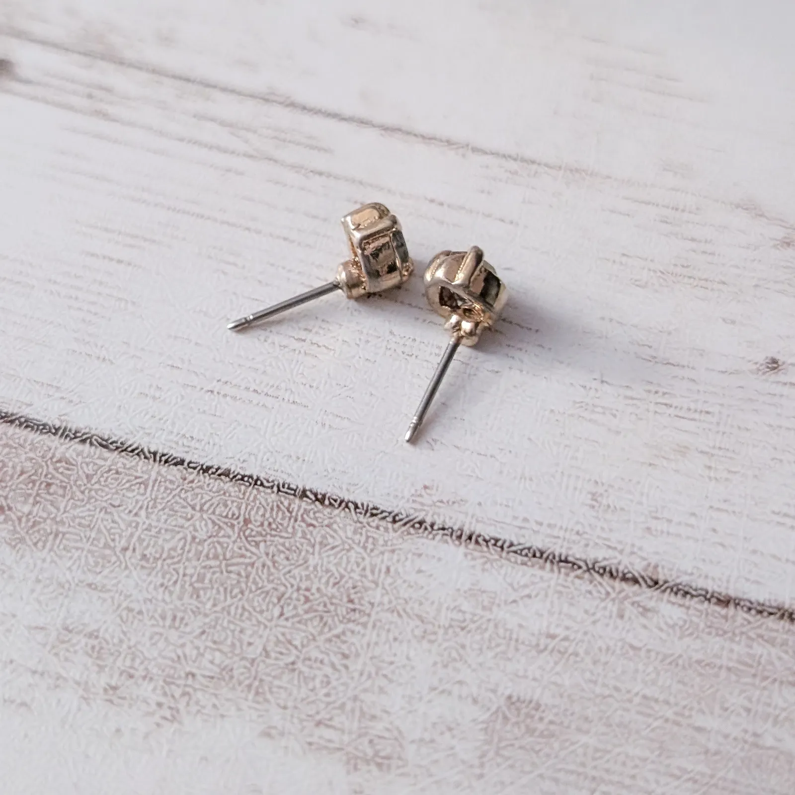 Vintage Stud Earrings 0.25" Gold Tone, Clear Gem, Unusual Shape - Image 6
