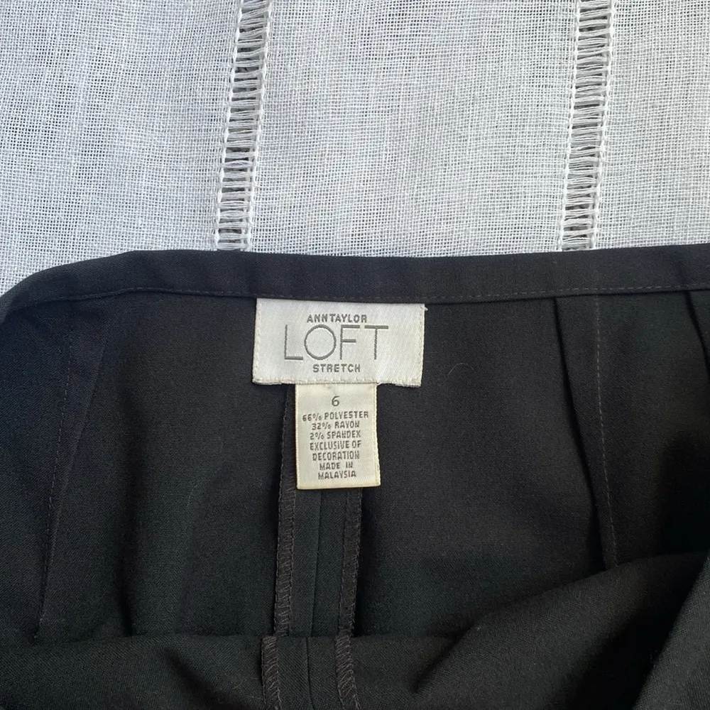 Ann Taylor Loft vintage black pencil skirt. - Image 5