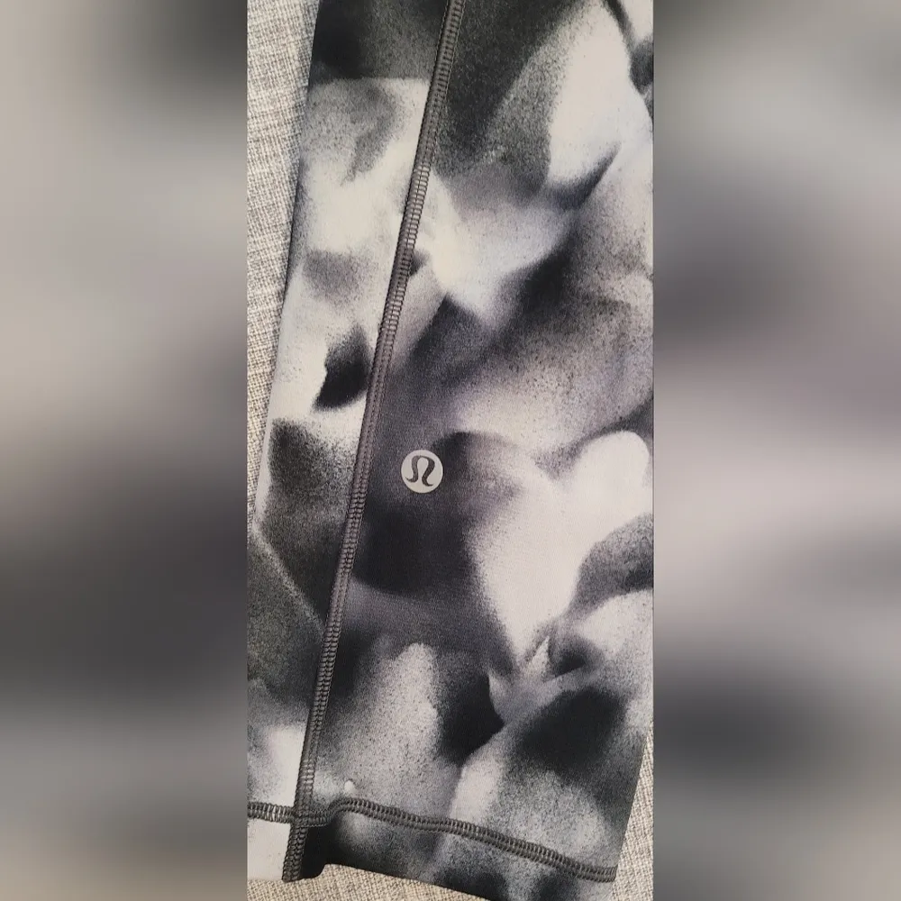 Lululemon Speed up crop 21 - Image 4