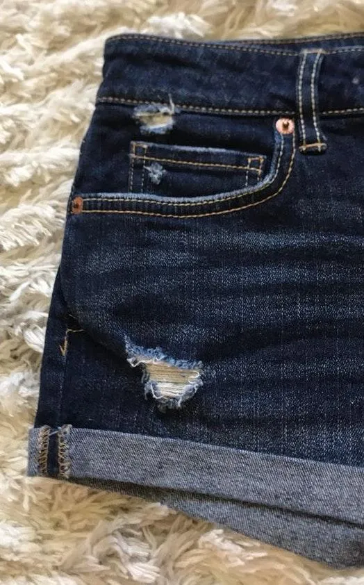 Aeropostale Distressed Denim Shorty Shorts - Image 5