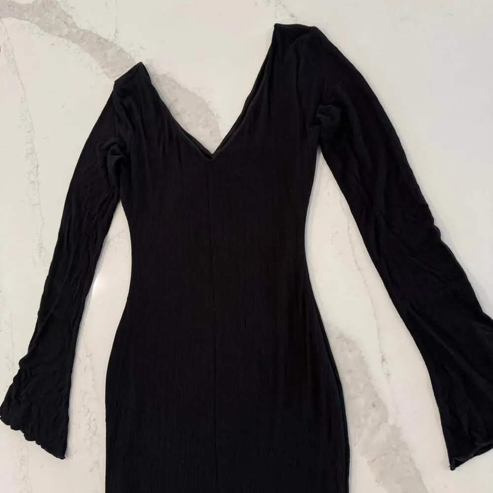 Windsor Cute the City Bodycon Knit Midi Dress Women's Medium Black Bell Sleeve - Image 3