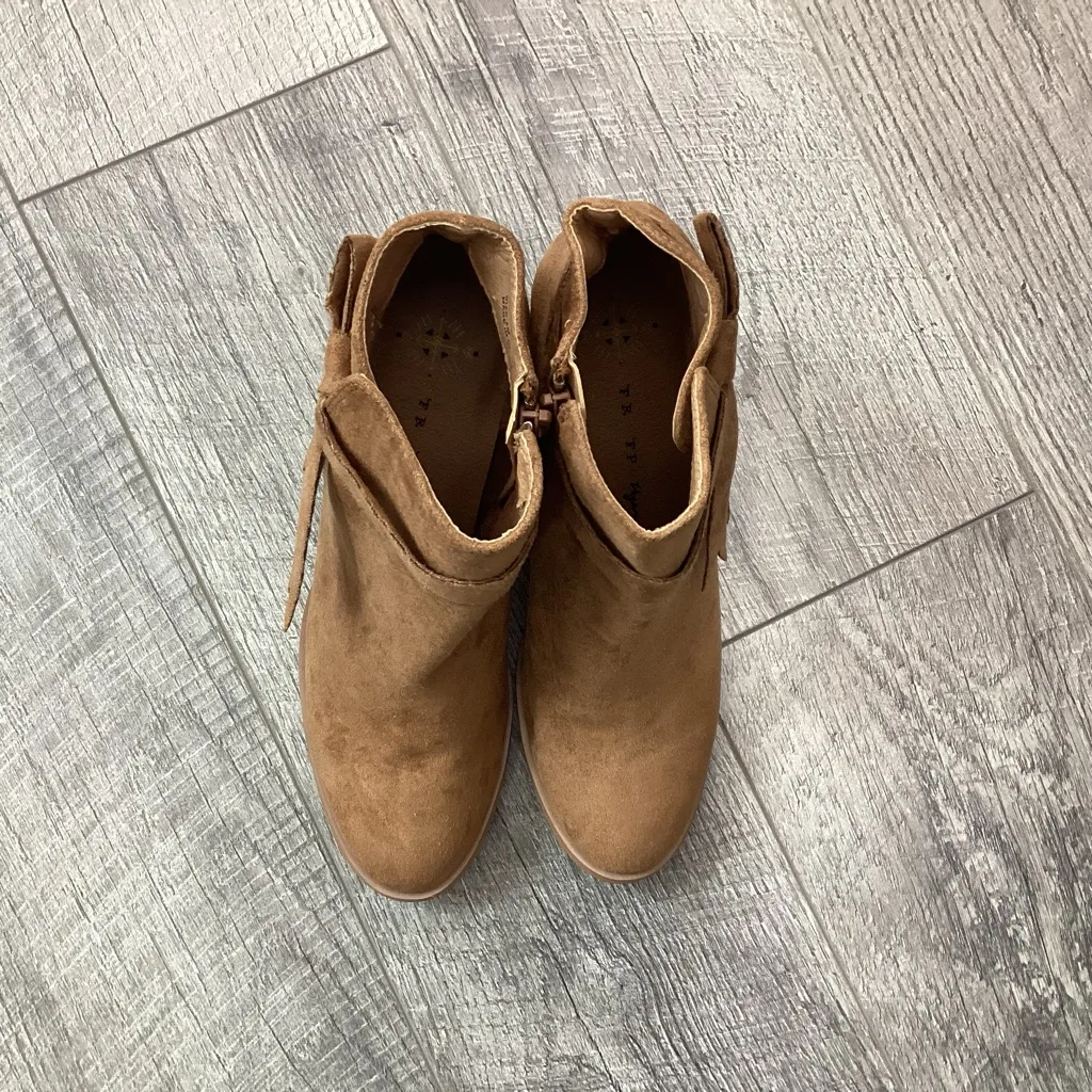 FR x FP Vegan Alameda  Ankle Boots Size 7M - Image 4