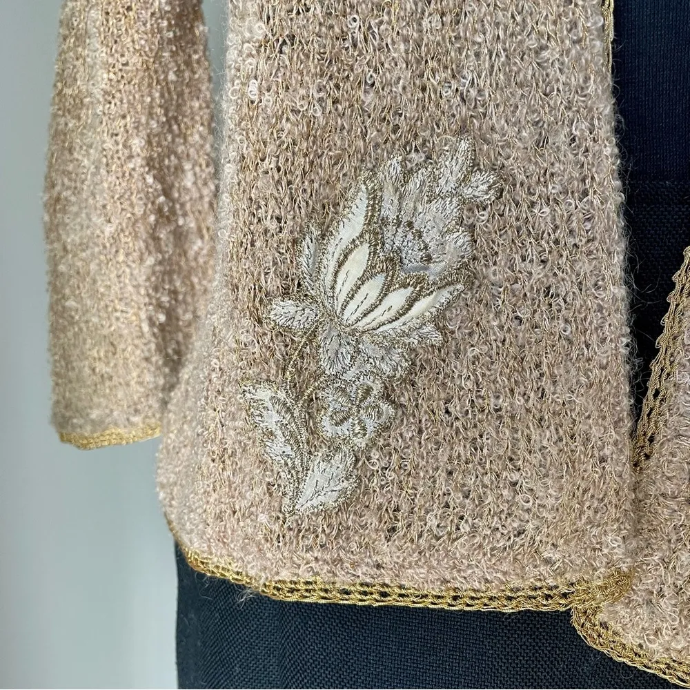 VINTAGE 1960s boucle knit cardigan Size 8 - Image 3