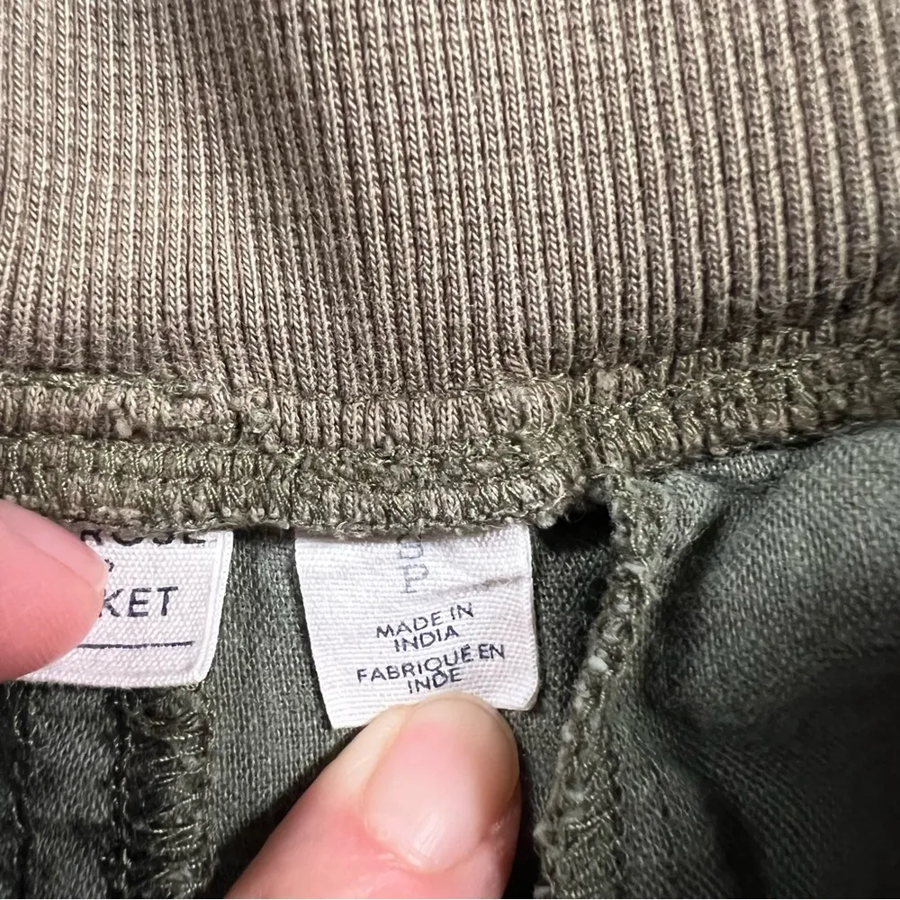 Melrose and Market Khaki Olive Green Cargo Jogger Pants Size Small EUC - Image 3