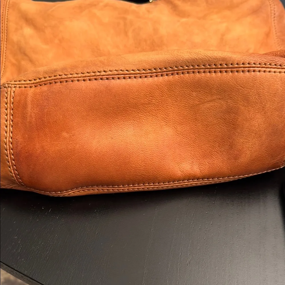 MK Tan Leather HOBO Shoulder Bag - Image 10