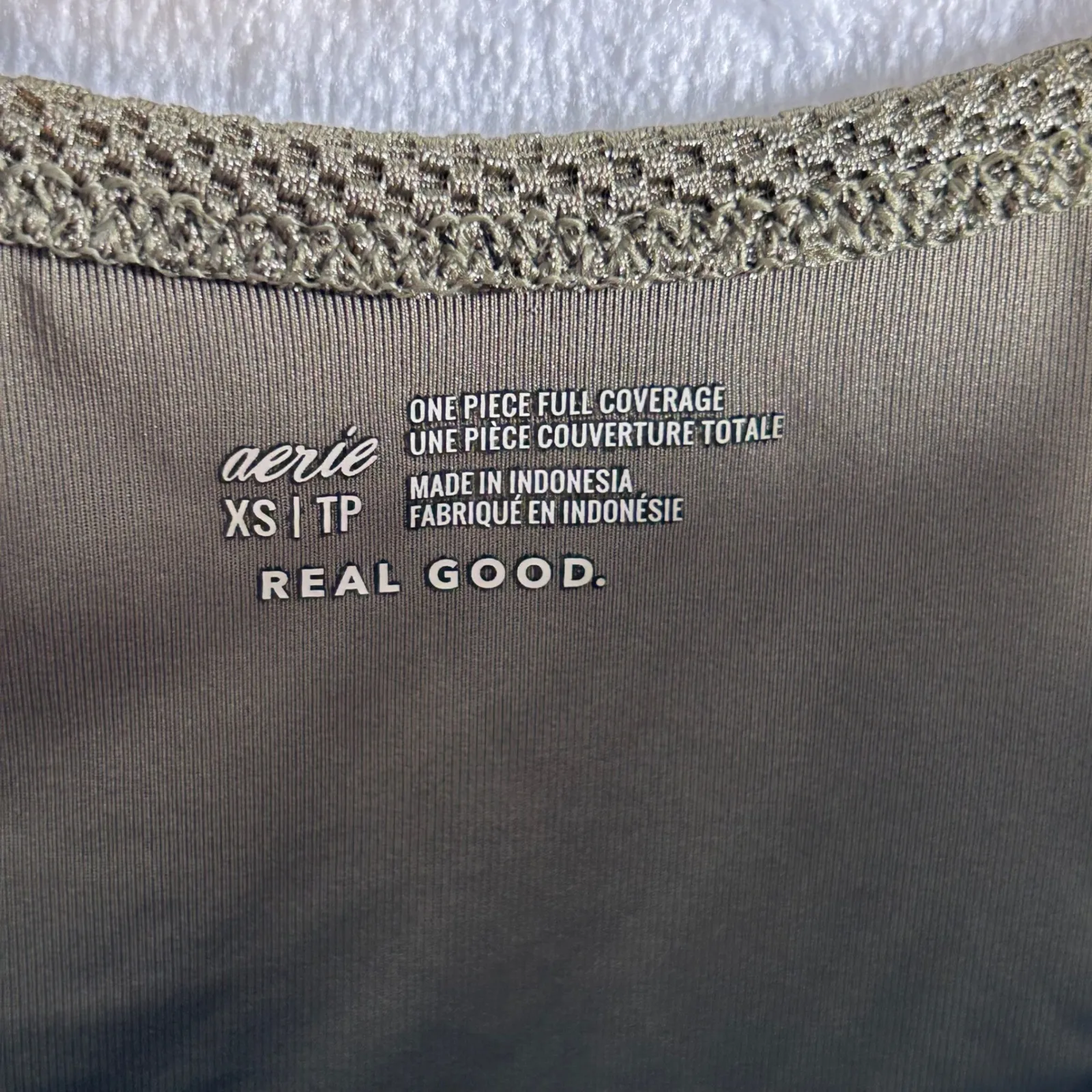 Aerie One Piece Full Coverage Swimsuit Olive Green Cutout V Neck XS - Image 4