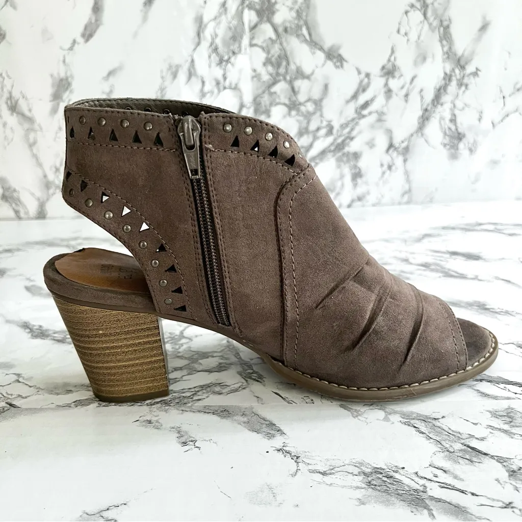 Sonoma Ankle Booties Open Toe Faux Suede 10 Ortholite Block Heel Cutouts Taupe - Image 11