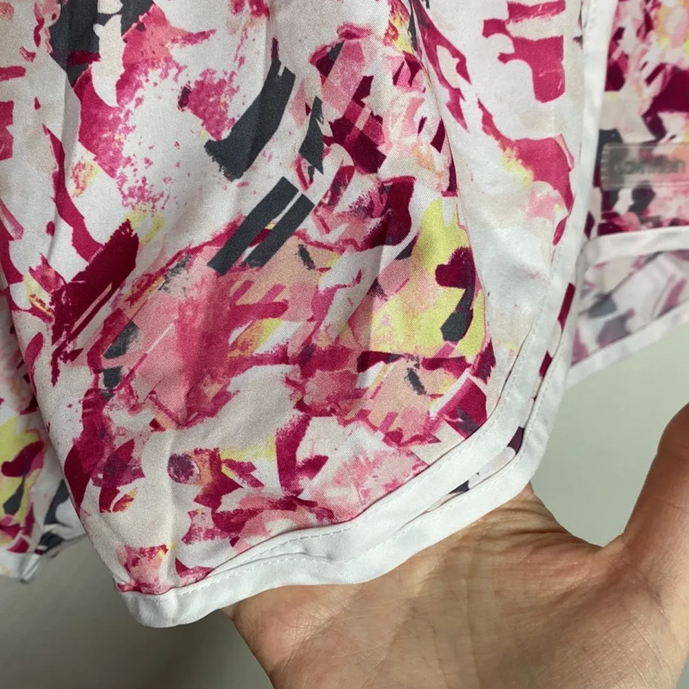 Calvin Klein athletic performance multicolor patterned shorts size L - Image 5