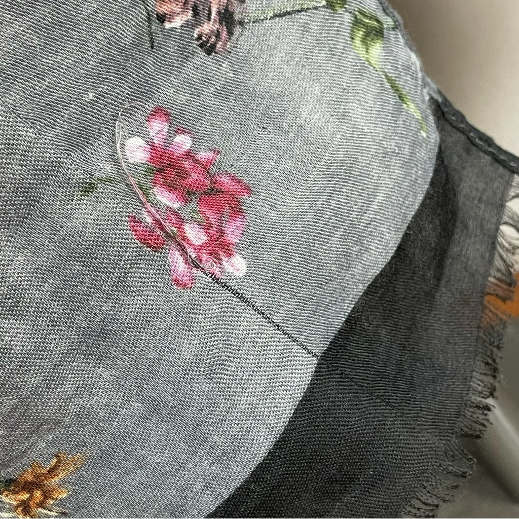 Gauzy Floral Scarf Gray Rectangular Raw Edge Fringe Polyester Women Lightweight‎ - Image 9