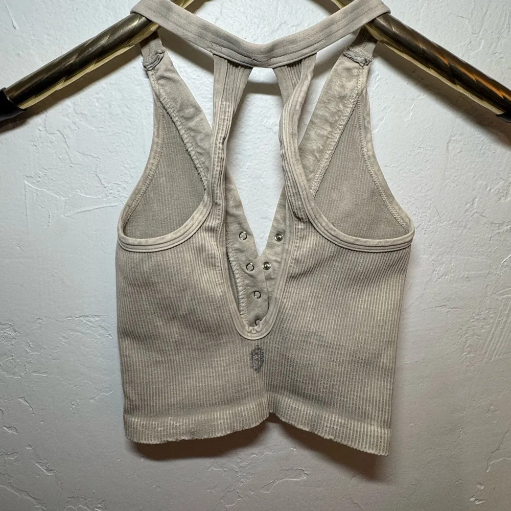 FREE PEOPLE BEIGE MINERAL WASH RIBBED TANK TOP XS/S WORN ONCE LIKE NEW - Image 3