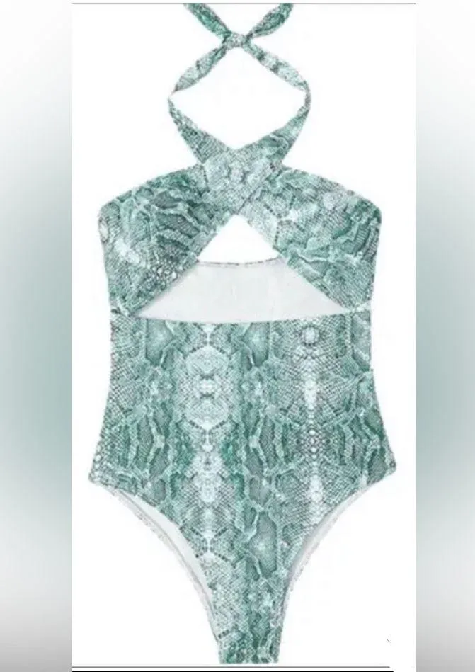 Women’s green Snakeskin Print One Piece Swimsuit Size L - Image 3
