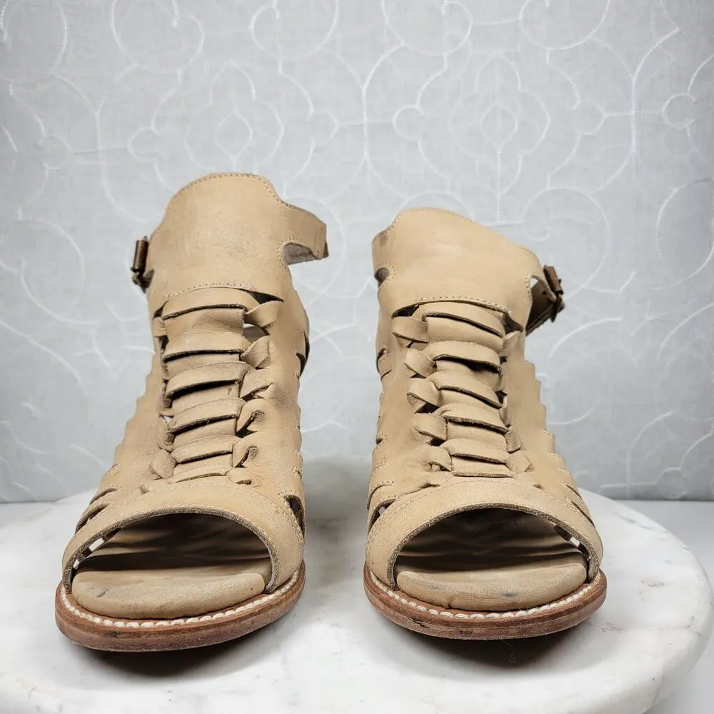 Freebird by Steven Bongo Sandals Womens 10 Taupe Leather Suede Gladiator Strappy - Image 9